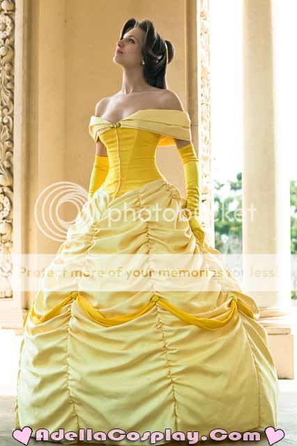 La Belle et la Bête Adella's Belle Cosplay La Belle et la Bête Adella's Belle Cosplay